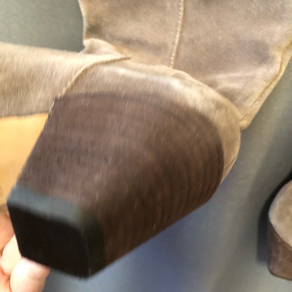 Vince Camuto Genuine Suede Over The Knee Boots,sz 5.5M,2,25”heel,new,beige/taupe - Picture 7 of 9